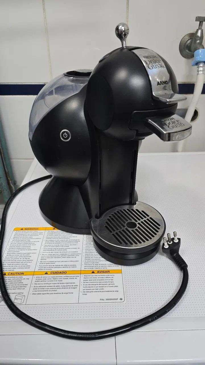 Cafeteira Dolce Gusto Melody com cabo novo de 3 pinos e 20A