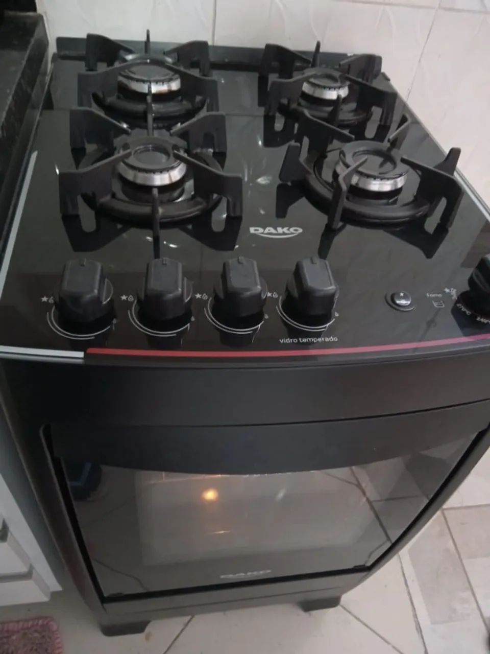 FOGAO DAKO CONSERVADISSIMO, 4 BOCAS, TAMPAO DE VIDRO, FACIL LIMPEZA, TUDO FUNCIONANDO - Foto 3