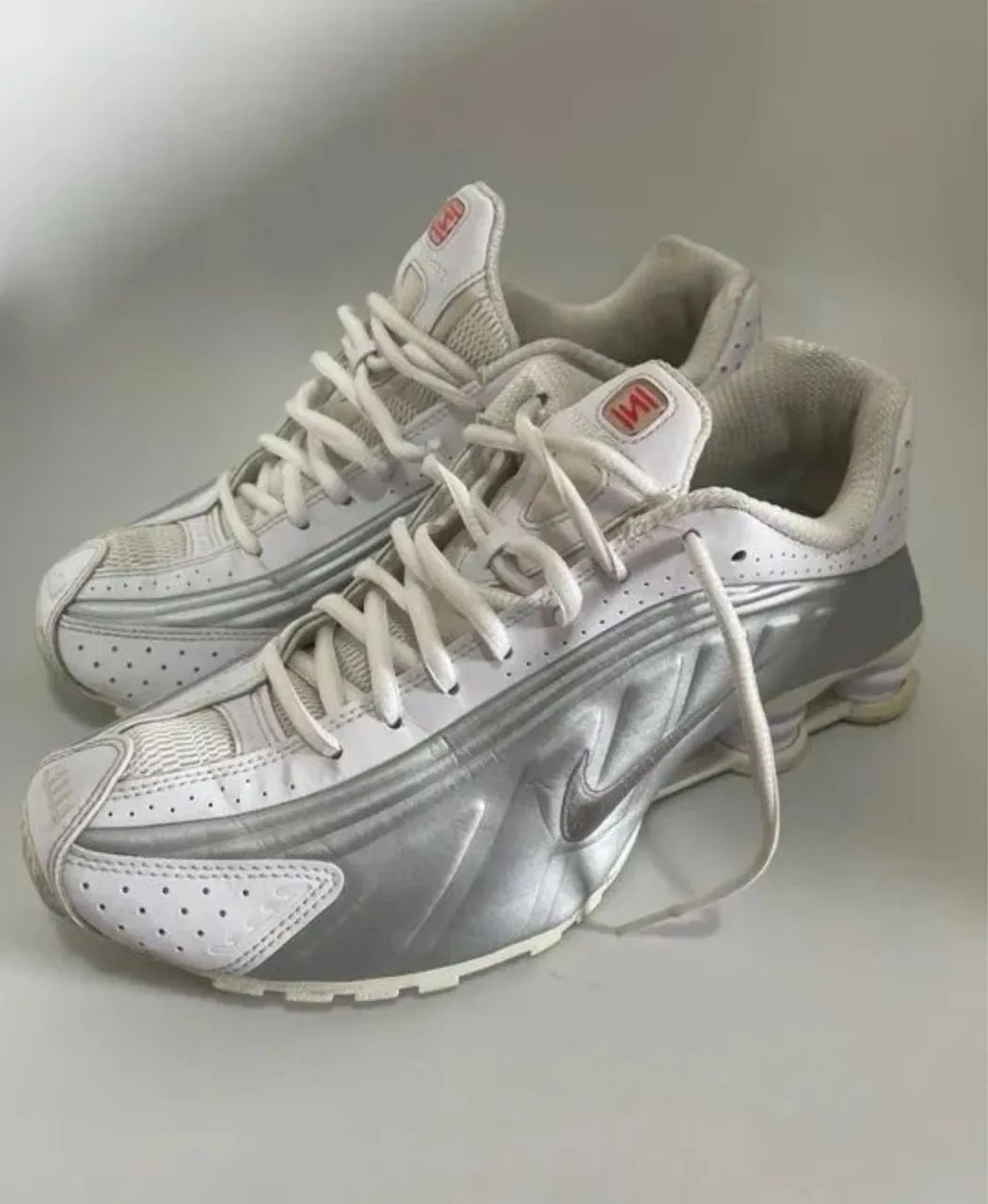 Nike Shox R4 