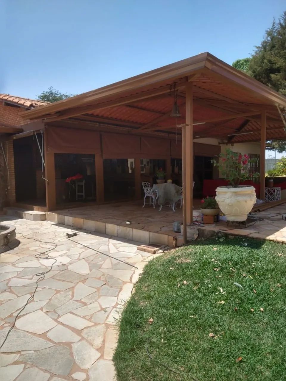 Calhas rufos pingadeiras e telhado serviço e manutenção  - Foto 4