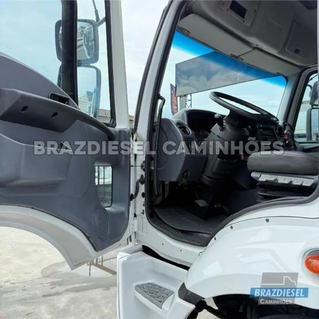 Ford Cargo 2423 2013 teto alto leito - Foto 5