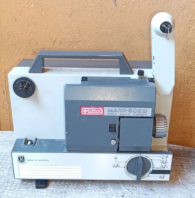 rojetor Antigo Made In Austria Eumig Mark 502d Funciona LEIA O ANUNCIO