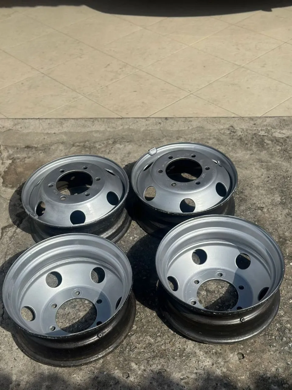 Rodas para Caminhão 3/4 ou micro ônibus