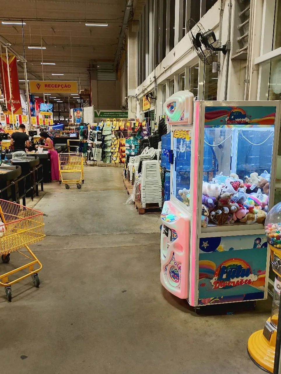 Máquina de pelúcia no ponto  - Foto 3