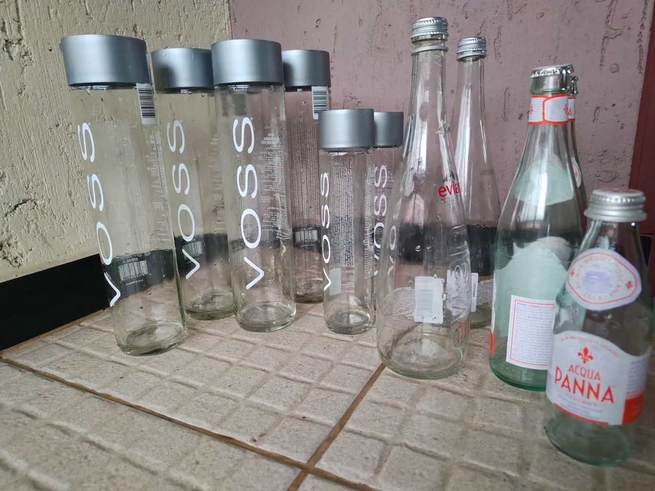 Garrafas de vidro voss