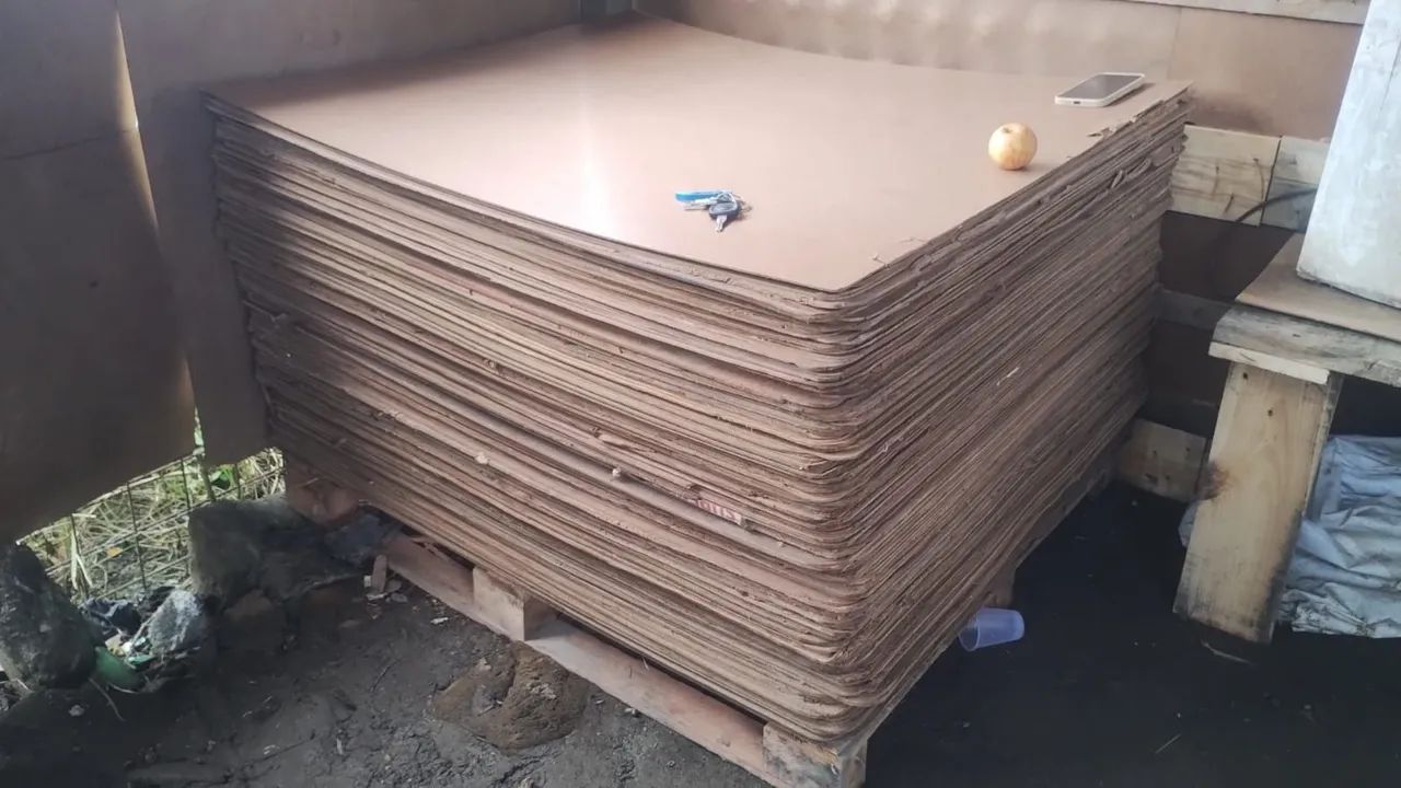 Pallet / eucstex e madeites 