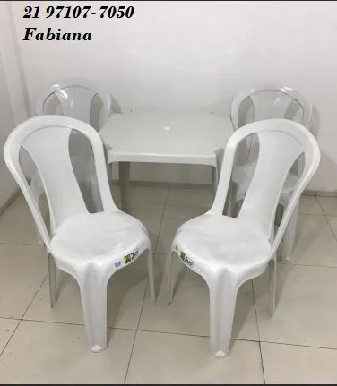 Conjunto completo de mesa com cadeiras 