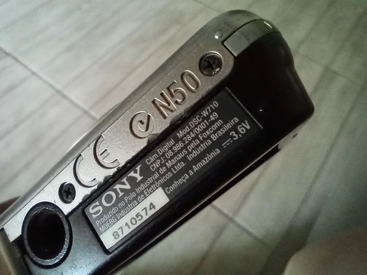 Camera Sony  DSC W710