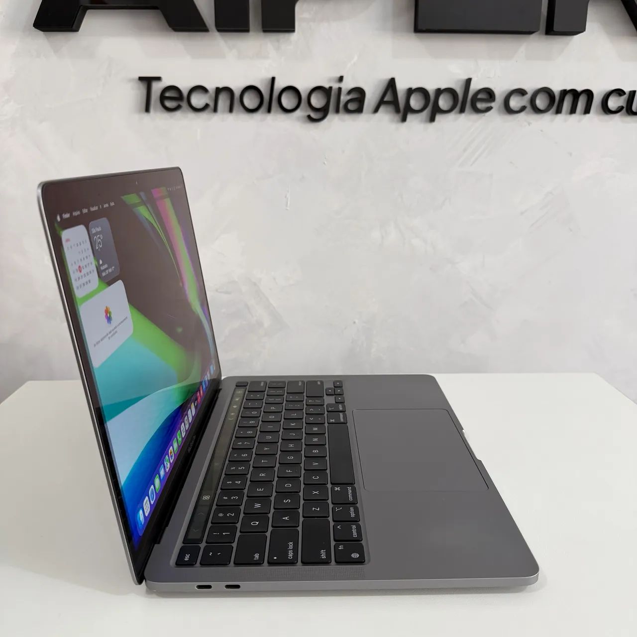 MACBOOK PRO CHIP M2, 16 GB RAM, 512 SSD, TOUCH ID, 13.3 POLEGADAS - Foto 3