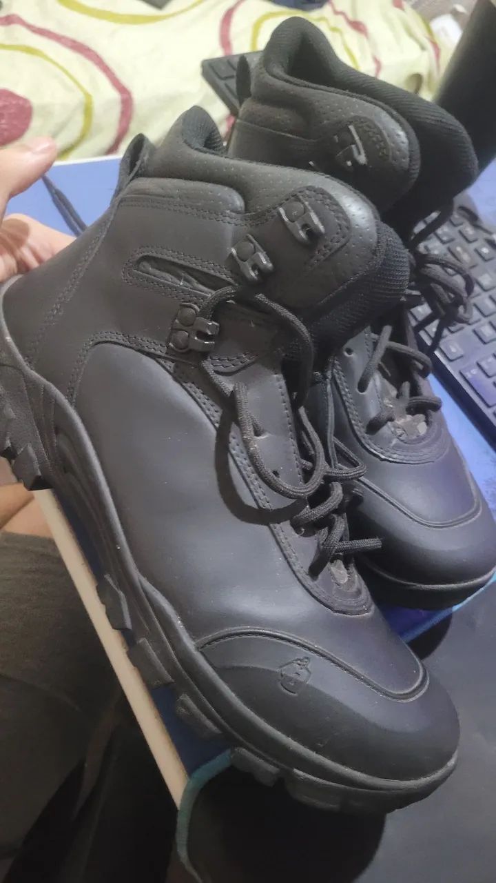Bota Rafale/Invictus N°43 Nunca usada - Foto 2
