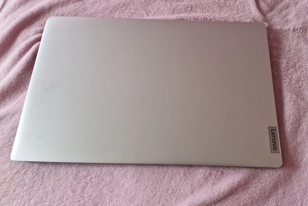 Vendo notebook Lenovo IdeaPad 1i Celeron 4GB DE RAM  - Foto 3