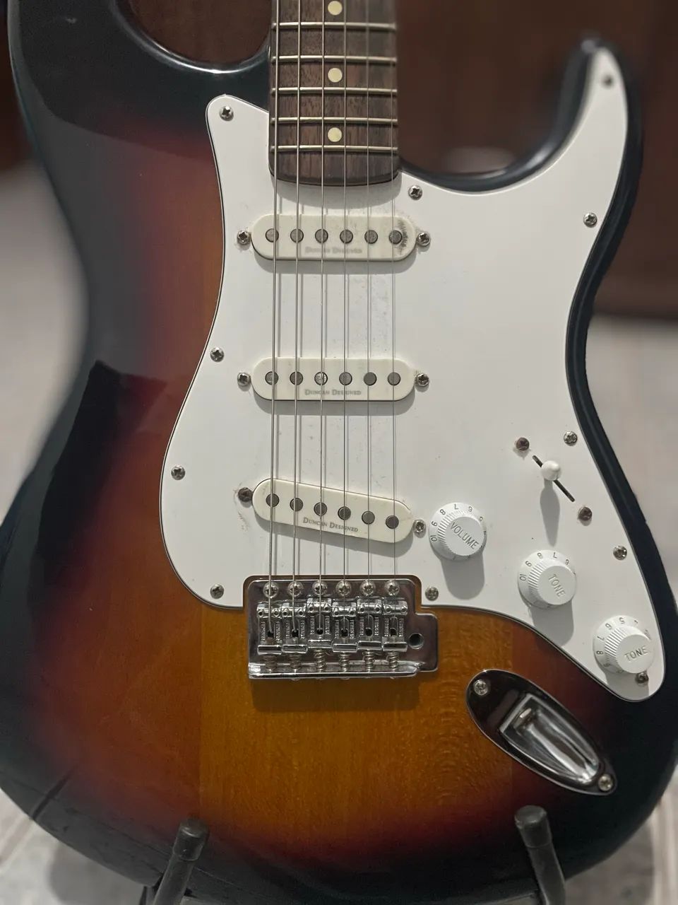 Squier Stratocaster Vintage Modified (Duncan Designed) - Sunburst  - Foto 5