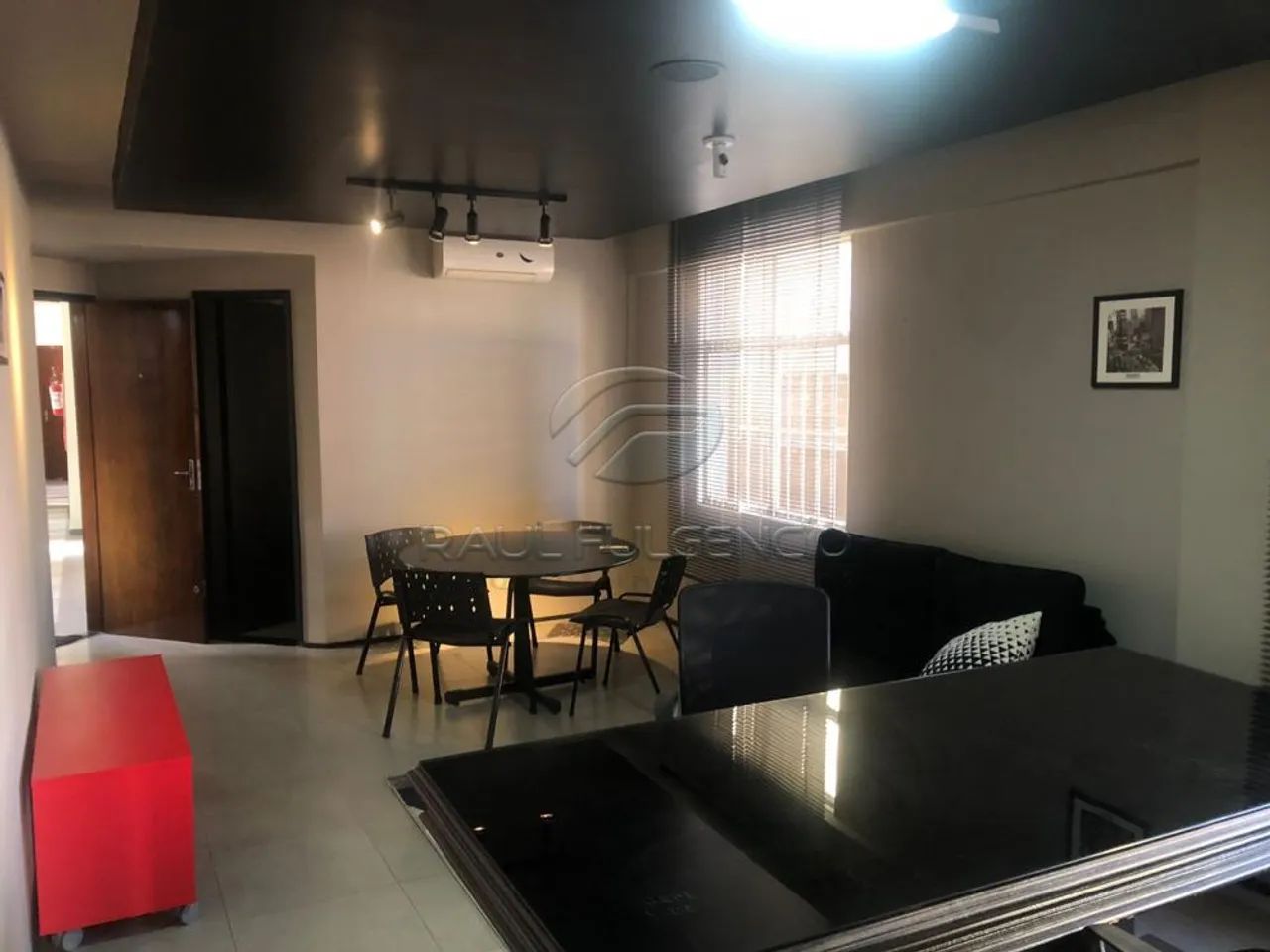 Sala Comercial Mobiliada para alugar no centro de Londrina - Foto 3