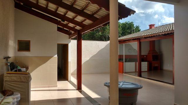 Ótima casa no bairro califórnia em patos de minas - Foto 14