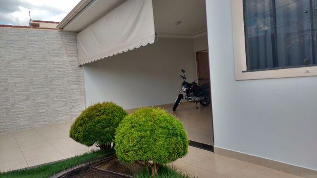Ótima casa no bairro califórnia em patos de minas - Foto 20