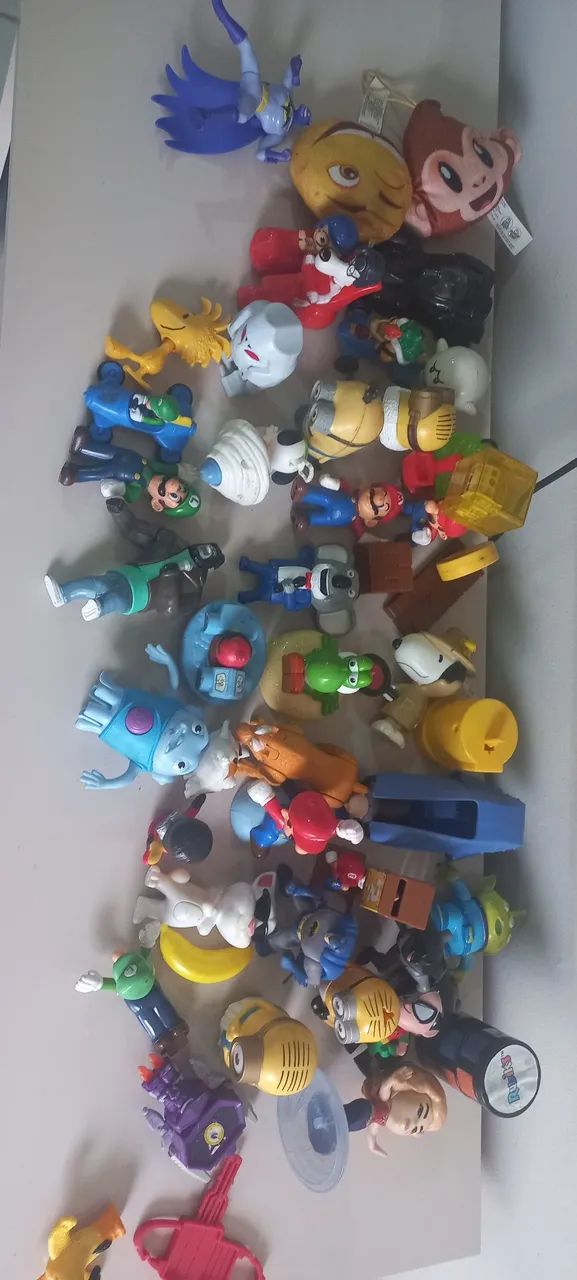 Lote de brinquedos colecionáveis  - Foto 3
