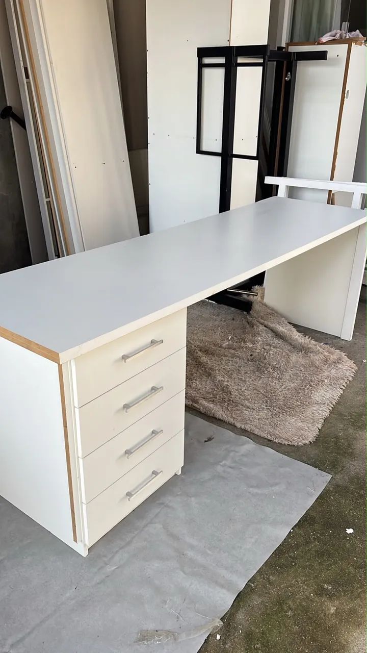 Mesa com gaveteiro  - Foto 2