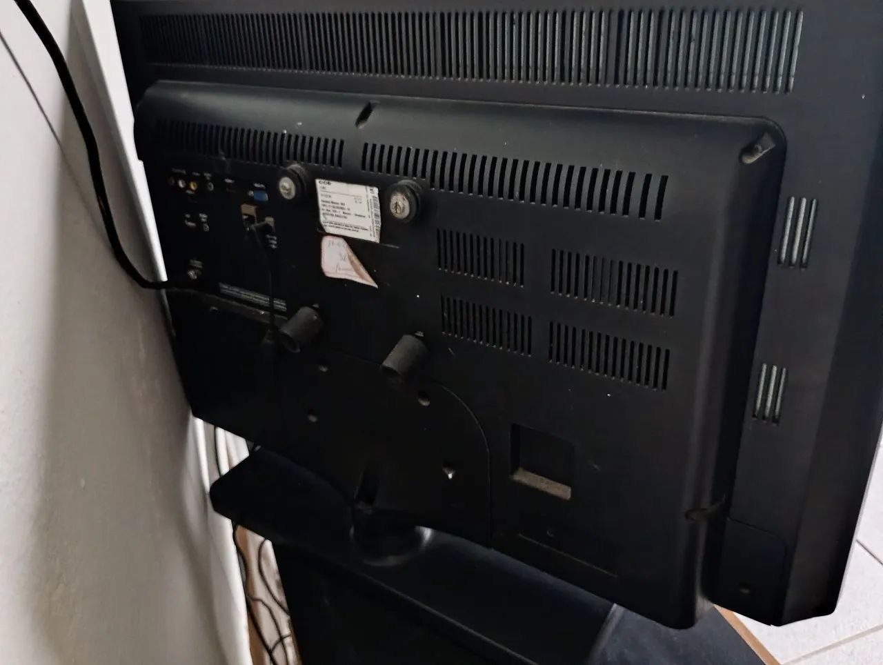 Tv CCE 32 polegadas  - Foto 3