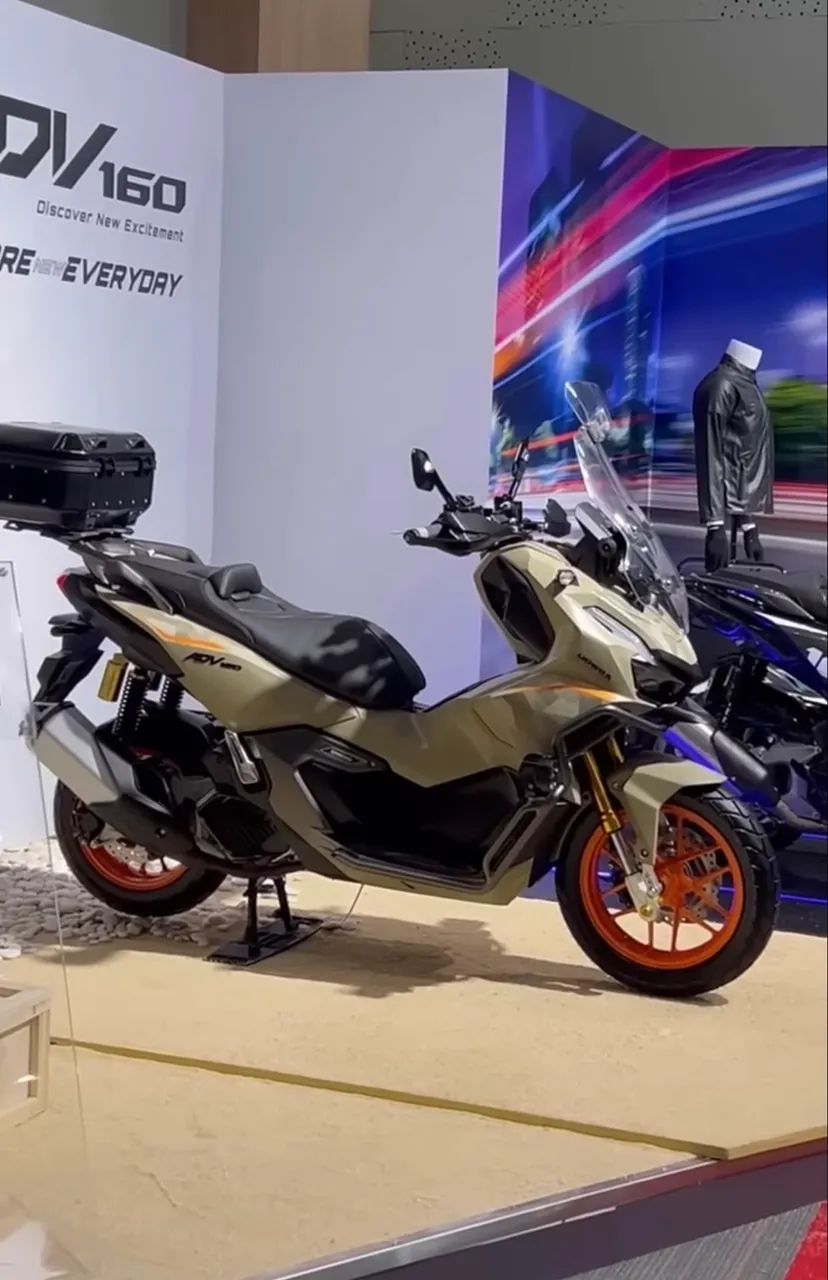 Honda ADV 160 - Foto 4