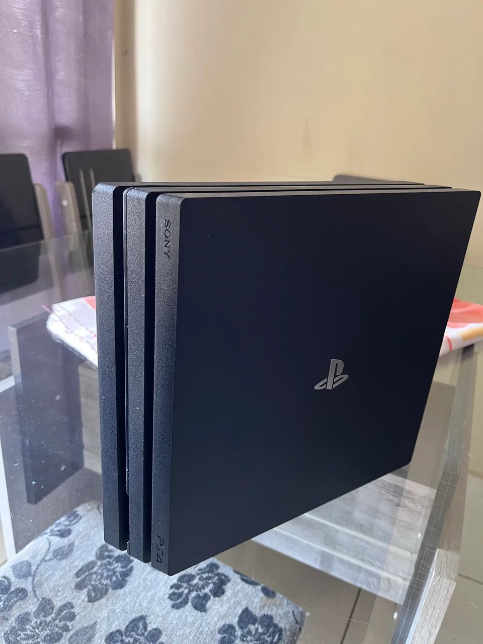 PlayStation 4 Pro 2Tb  - Foto 4