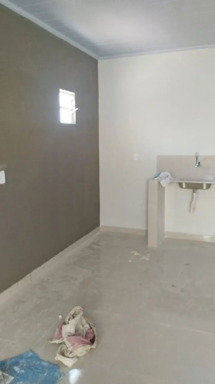 Aluga-se casa com dois quartos - Foto 4