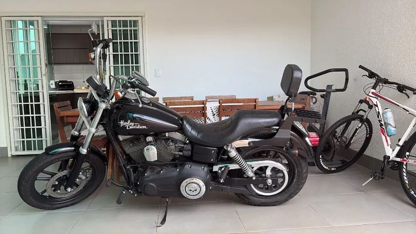 HARLEY-DAVIDSON DYNA 1600cc SUPER GLIDE CUSTOM (FXDC) 2008/2009 - Foto 3