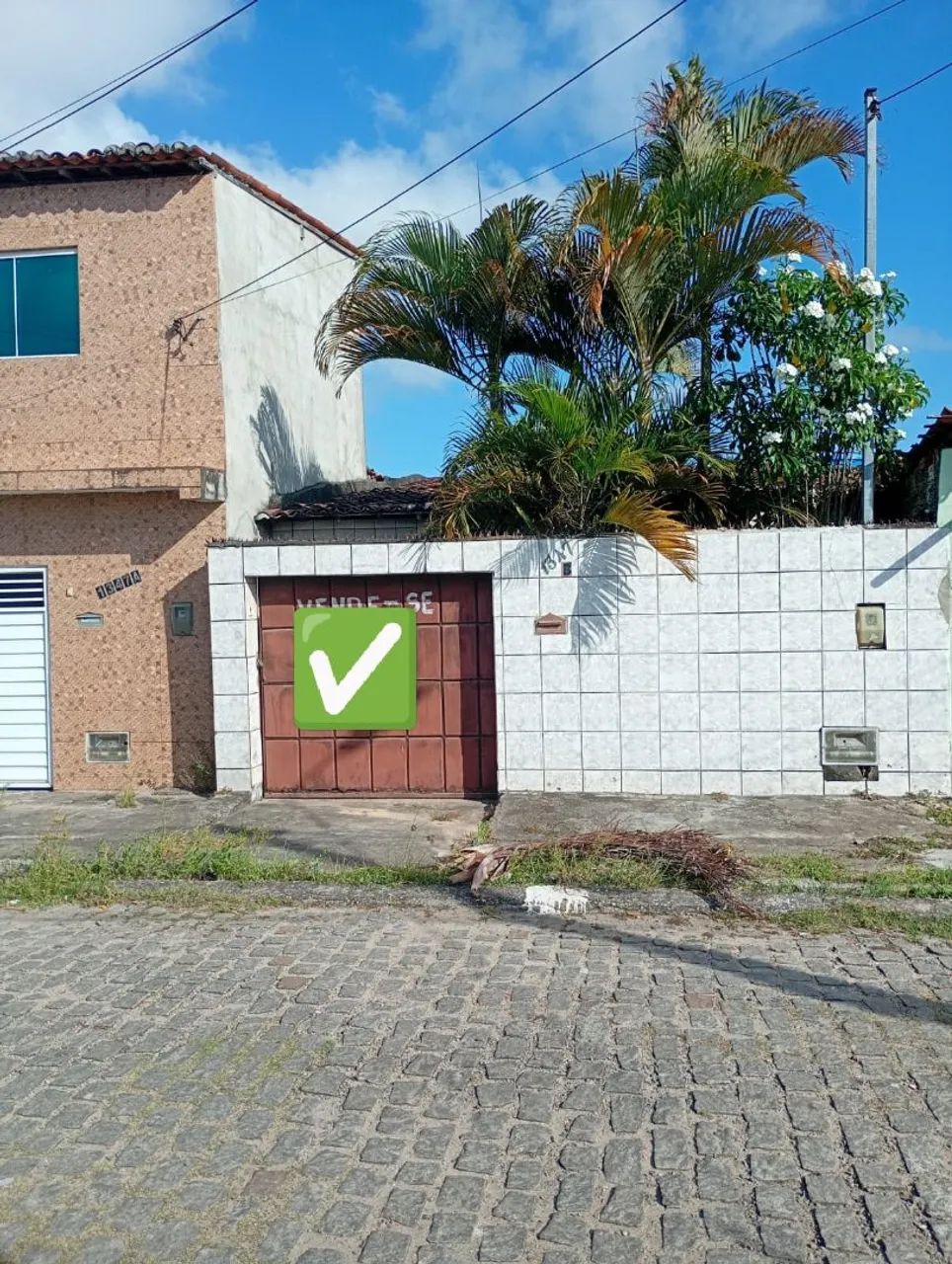 Casa na Zn(vale dourado/parque dos coqueiros)