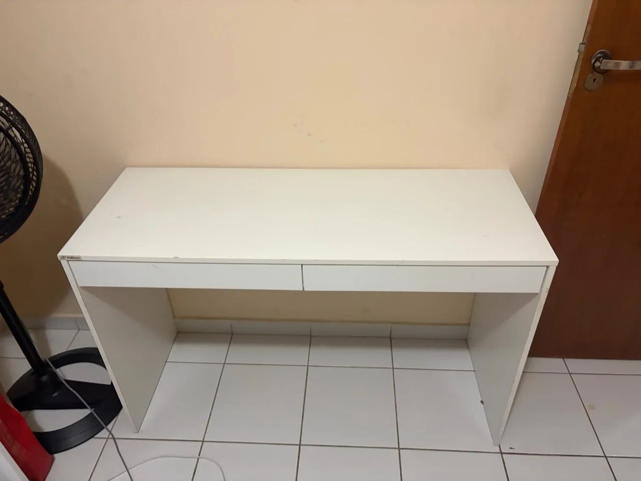 Escrivaninha branca à venda - Foto 2