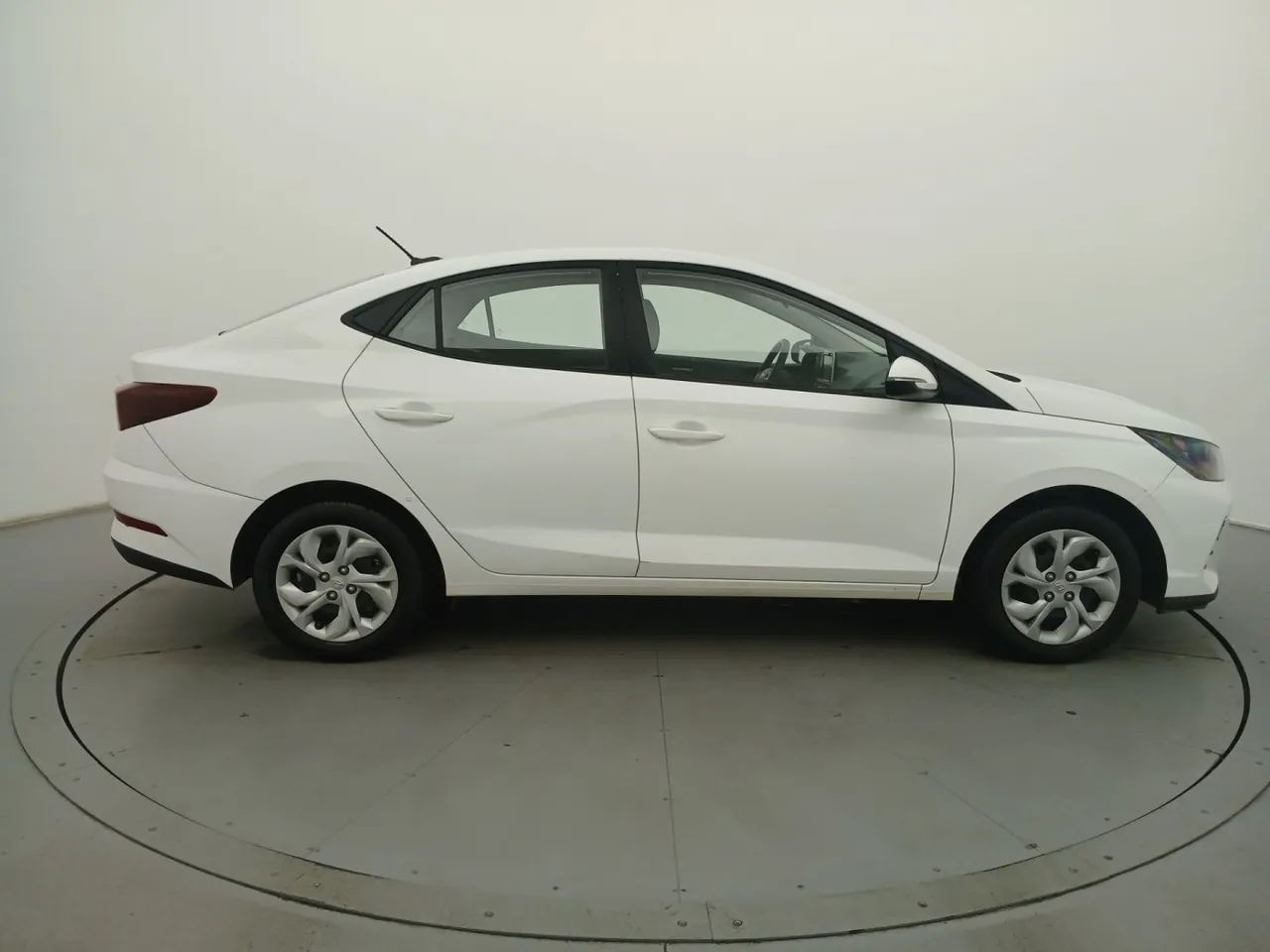 Hyundai HB20S Comfort Plus 1.0 TB Flex 12V Mec., foto 6 de 18