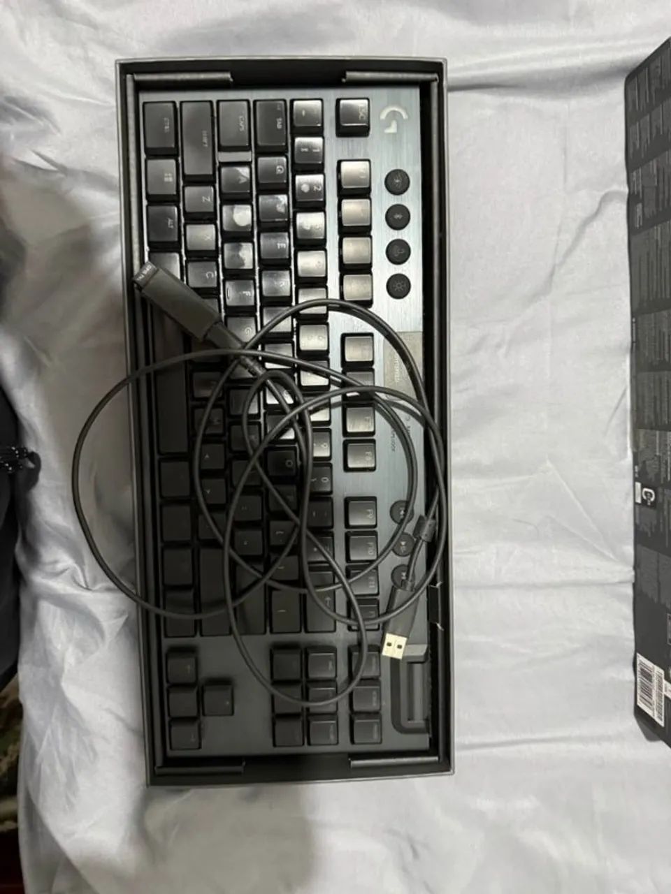  Teclado g915 tkl super light logitech65724019153409122