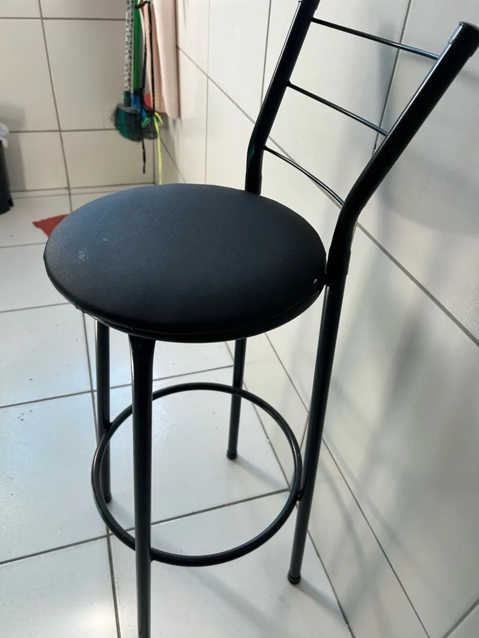 Vendo essa banqueta nova  - Foto 5