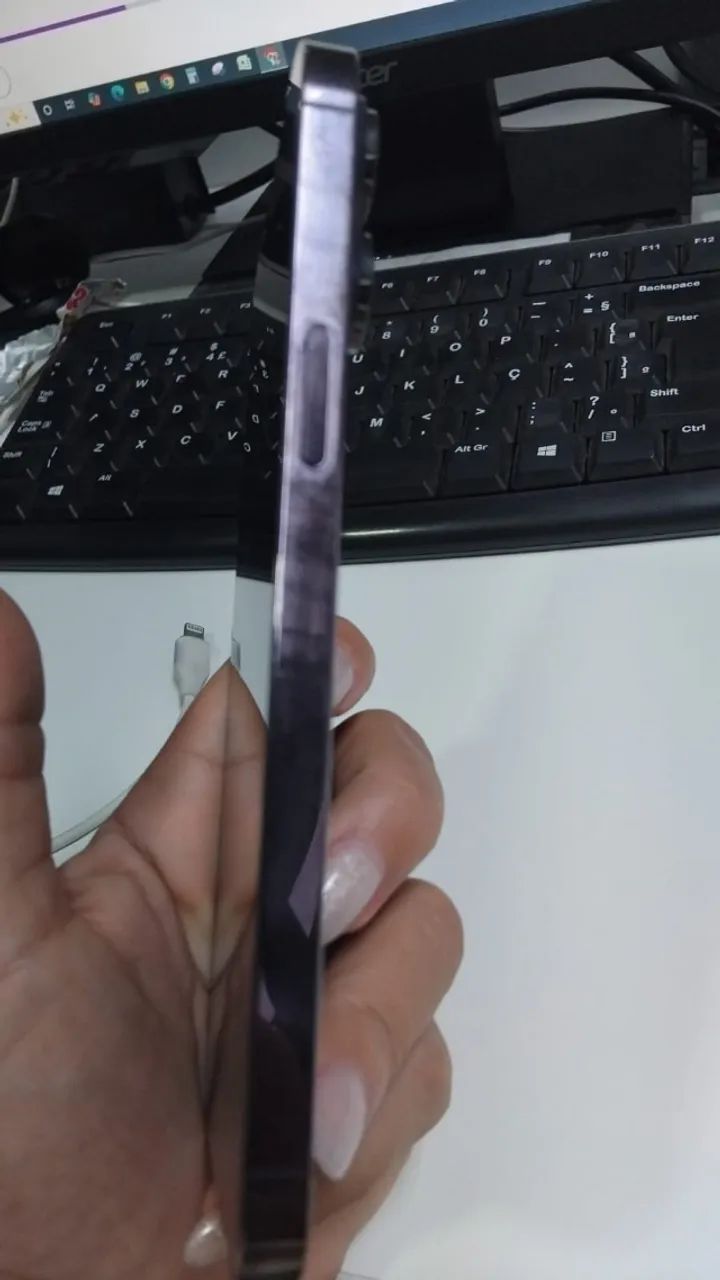 Iphone 14 pro max roxo 128gb com caixa e capinhas - Foto 5