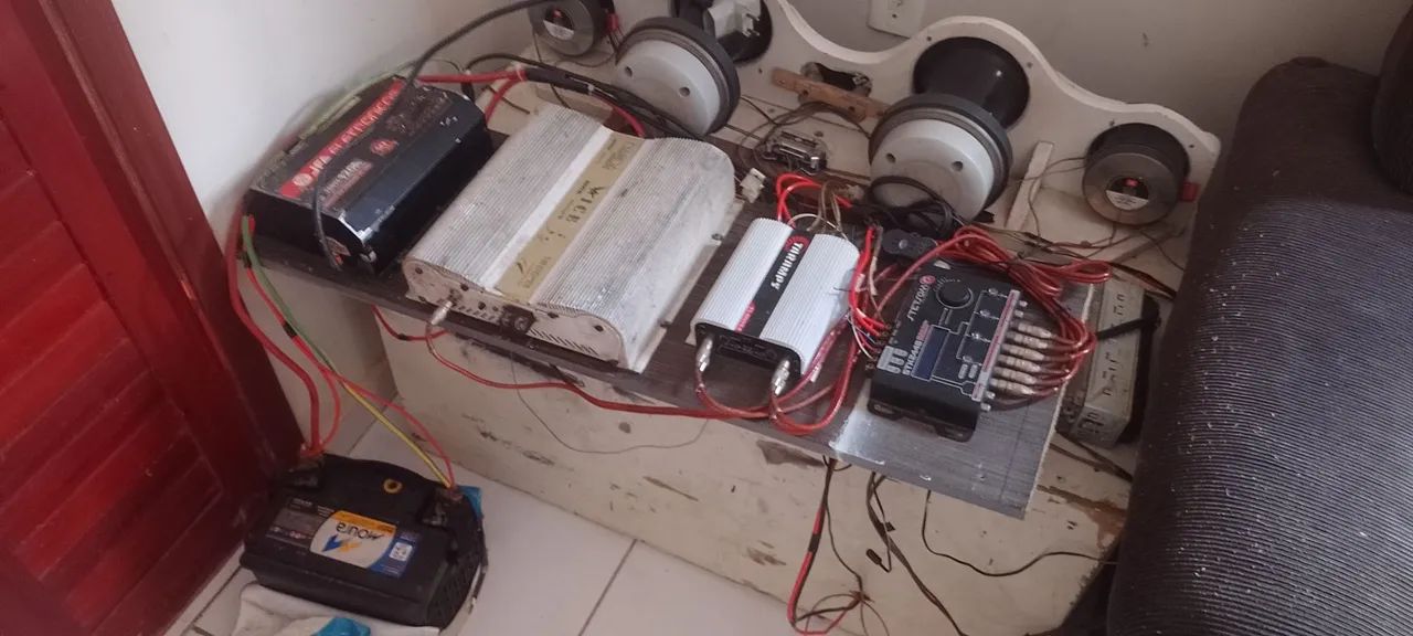 Som automotivo tocando primeira - Aparelhos de Som - Ceará-Mirim