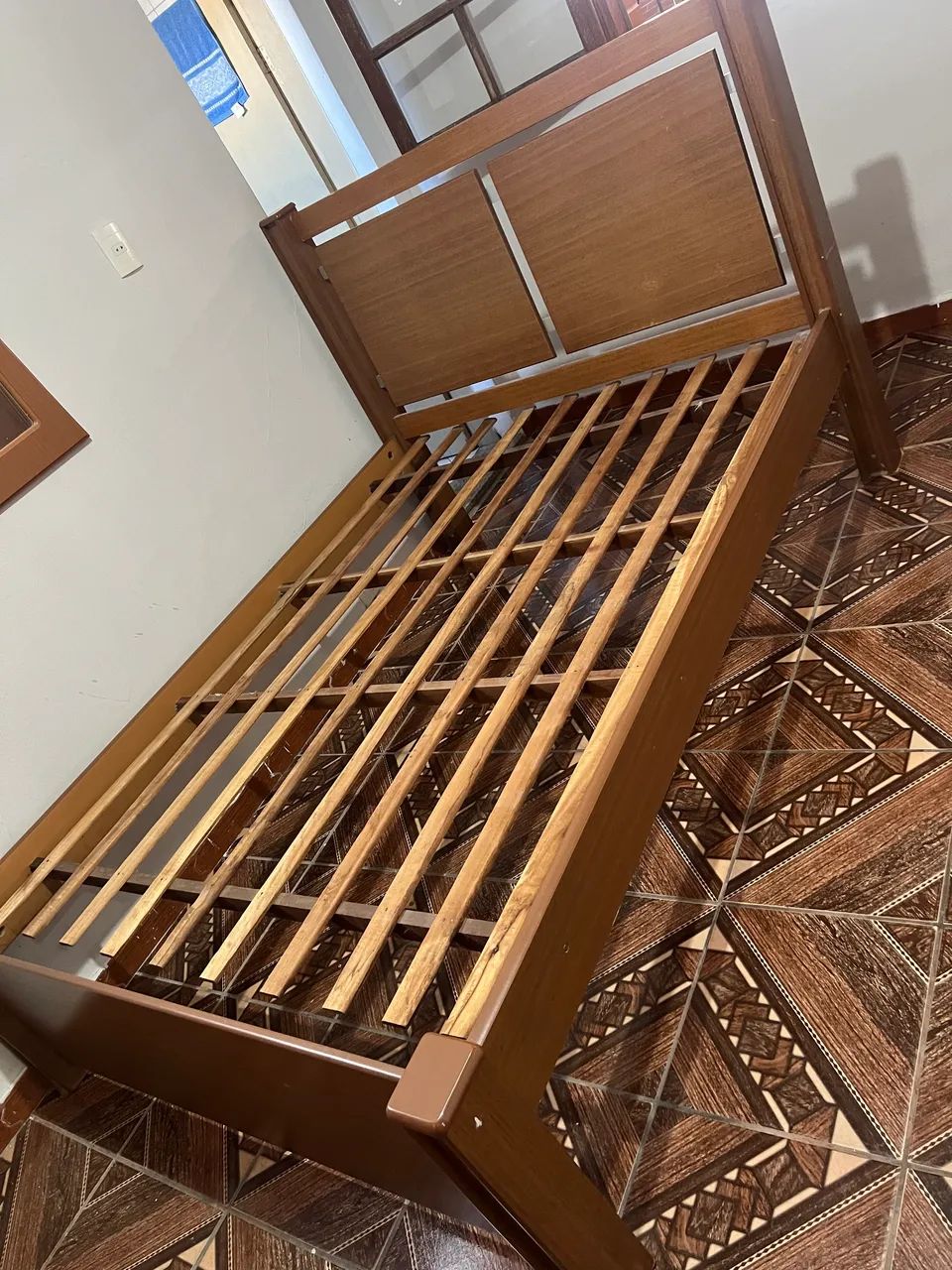 Cama madeira 