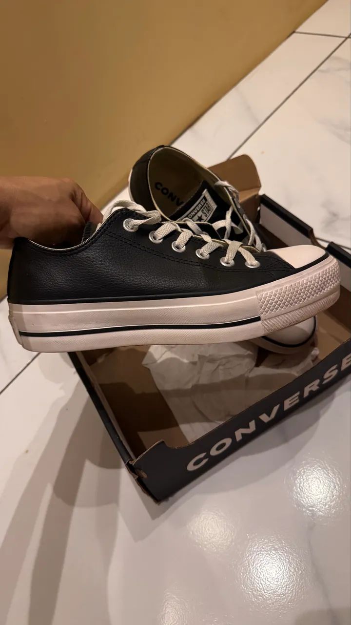 Vendo converse de couro n36  - Foto 2