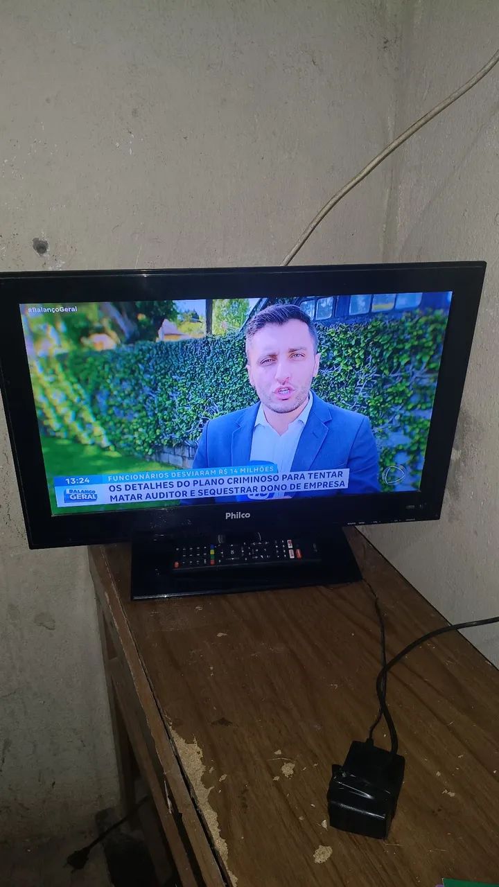Vende-se TV Philco com controle  - Foto 3