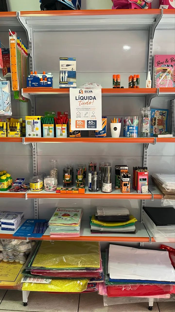 Gôndolas de parede. - Foto 2