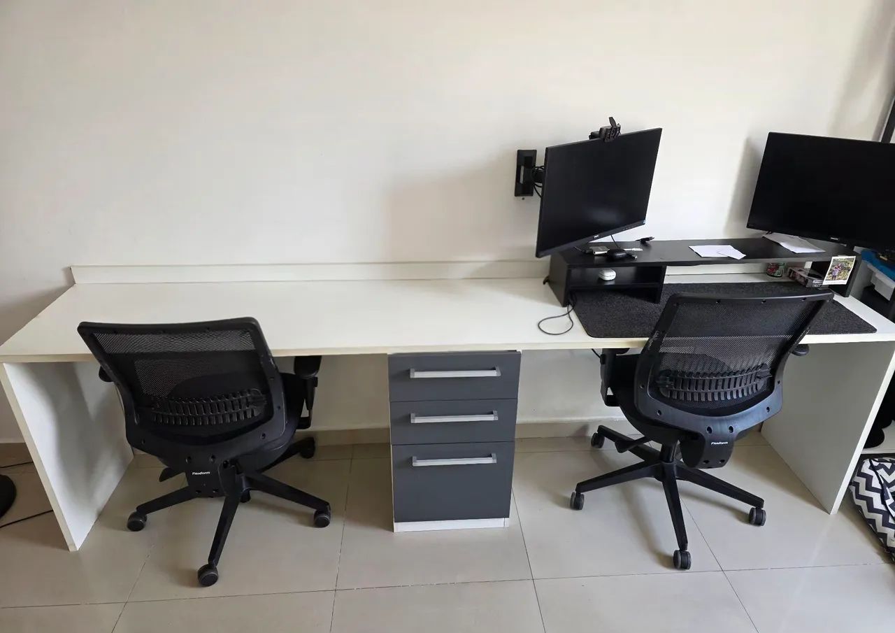 Bancada de escritório com gaveteiro - Foto 2