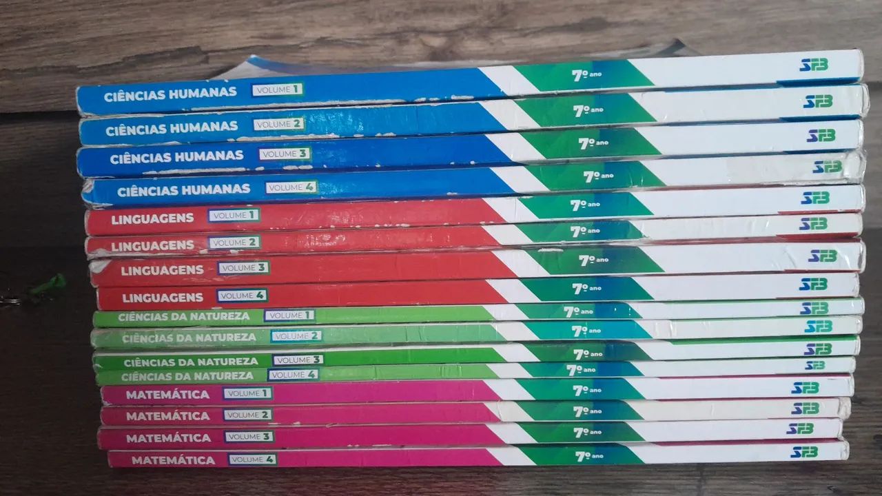 Livros 7° Ano - Sistema Farias Brito  - Foto 2