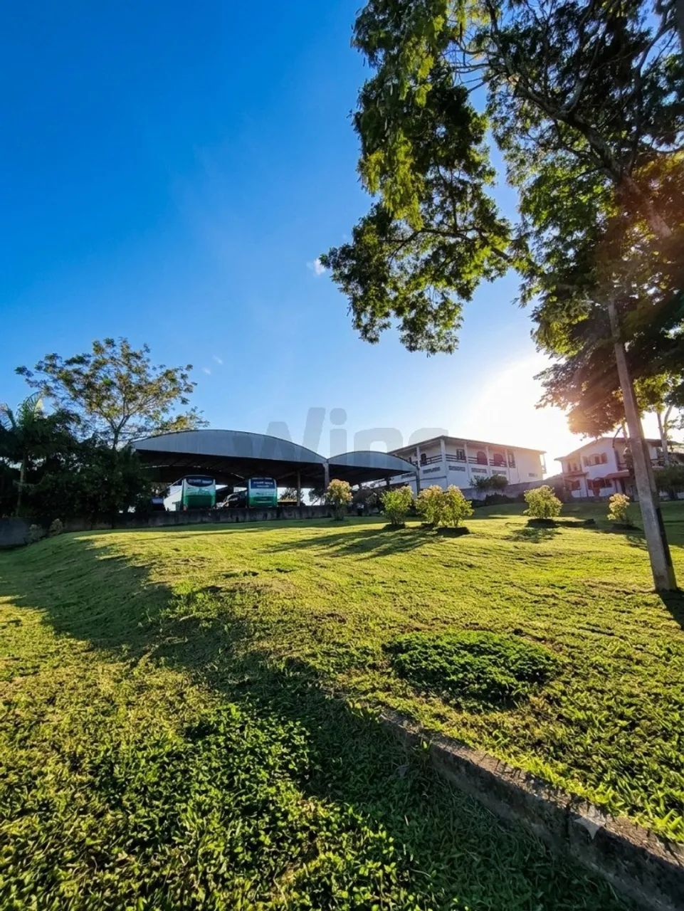 Terreno em loteamento tranquilo e de ótimo padrão - 432m² - Foto 2