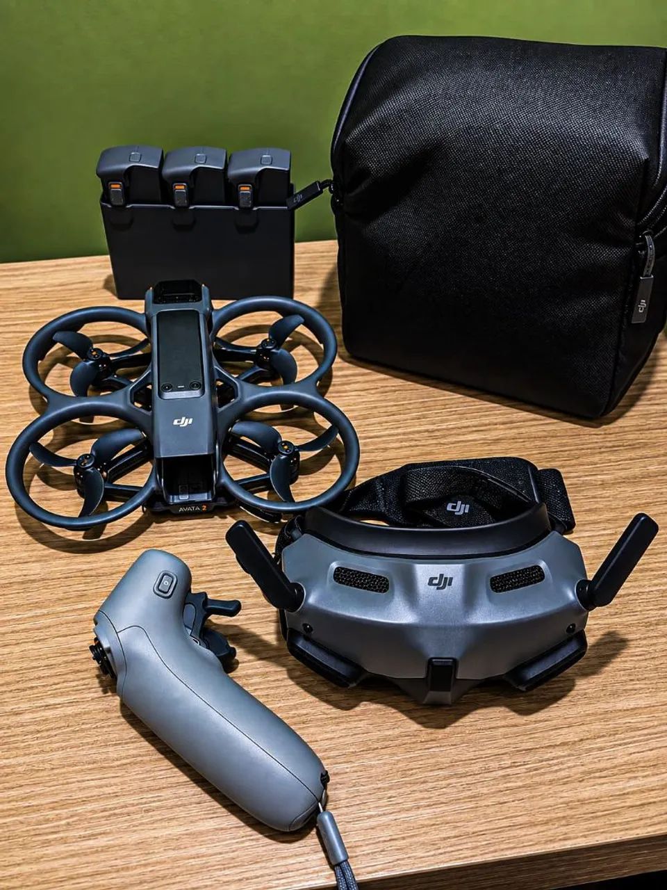 DJI Avata 2 Fly More Combo 3 baterias + case + oculos Goggles