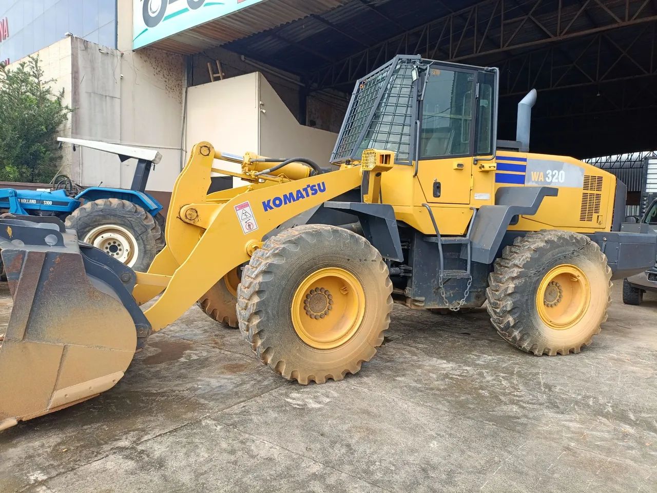 Pa carregadeira komatsu WA320 em Ariquemes  - Foto 3