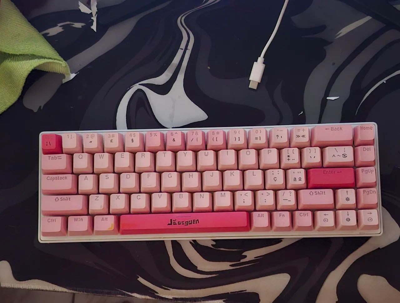 Vendo teclado mecânico 60% switch vermelho - Foto 2