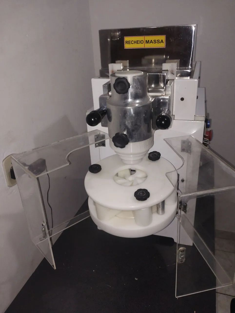 Vendo máquina modeladora de salgados  - Foto 4