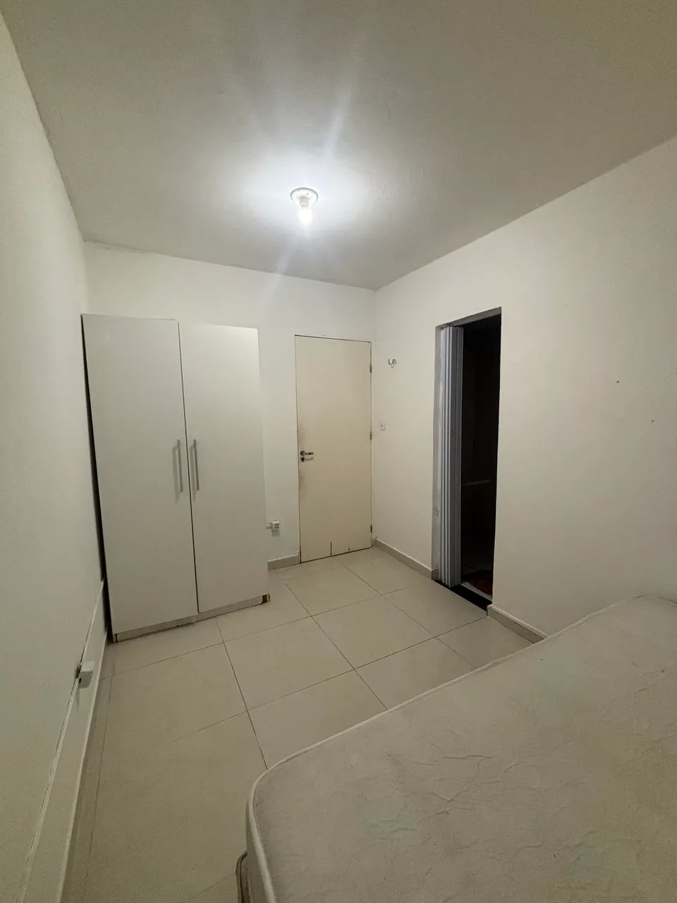 Aluguel de quarto no aeroclube p/ meninas - Foto 2