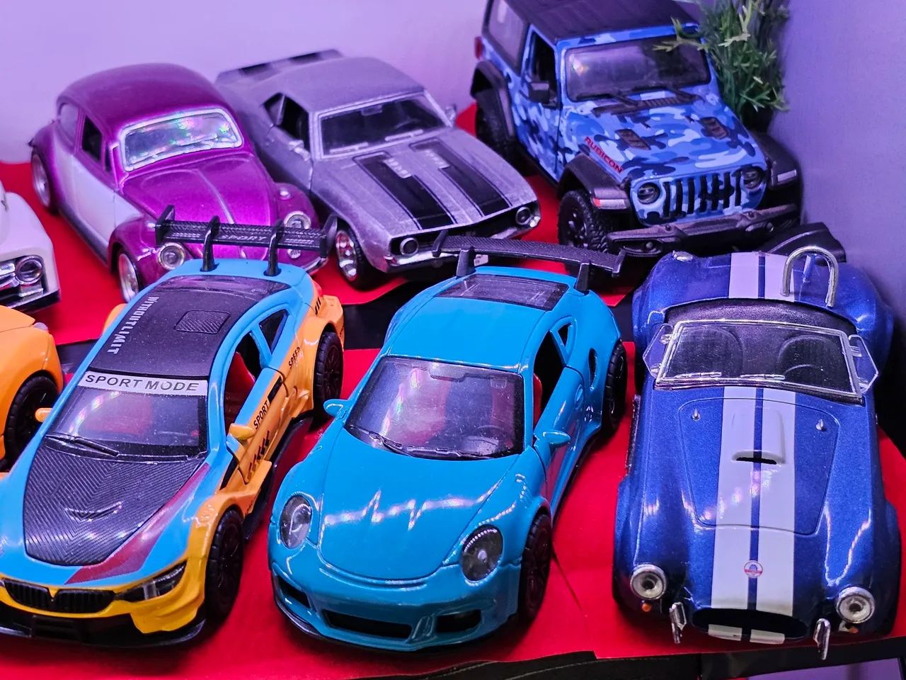 Coleção de carrinhos 1:43 sao 16 carrinhos - Foto 4