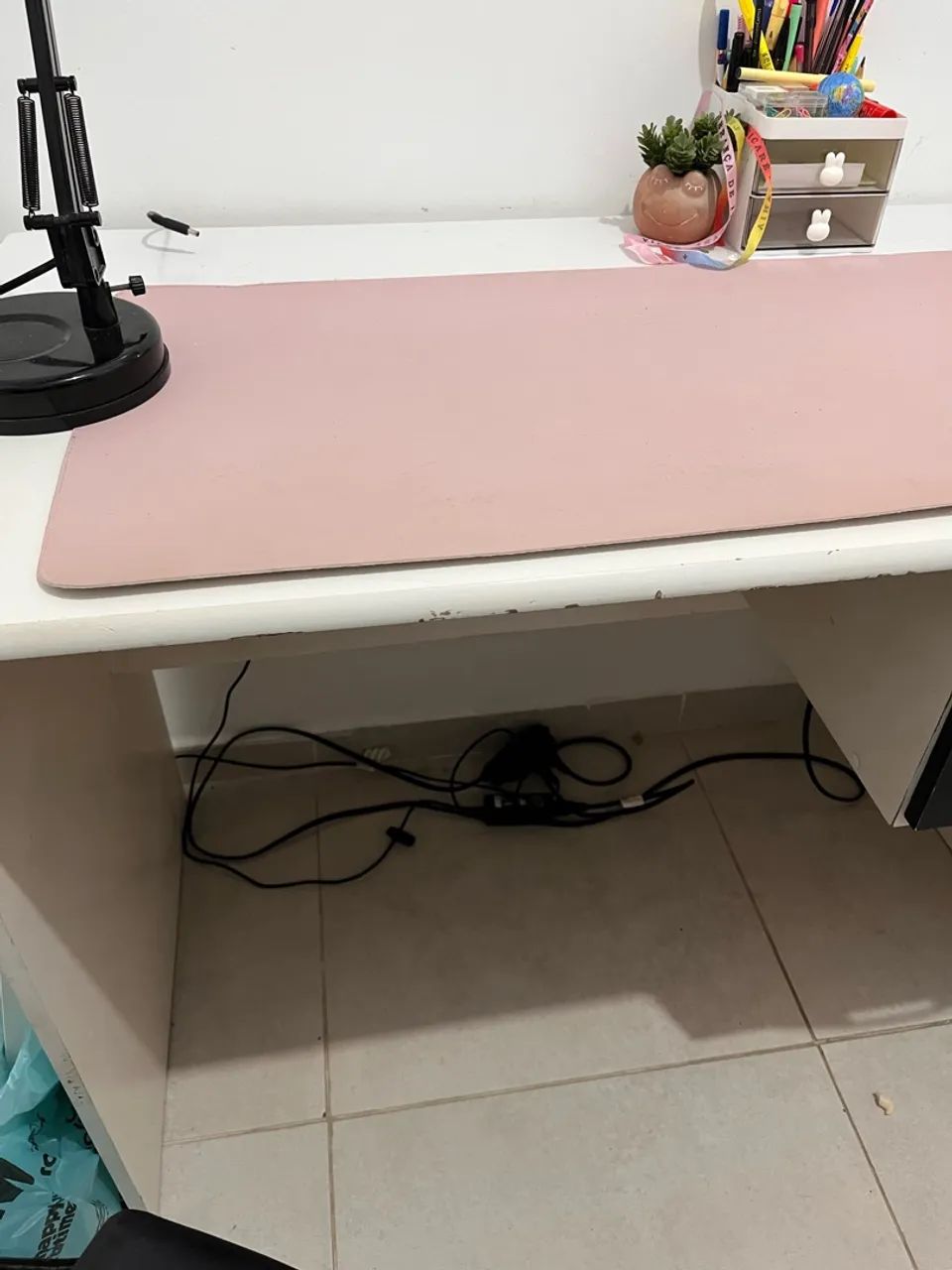 Mesa de escritório usada em bom estado - Foto 2