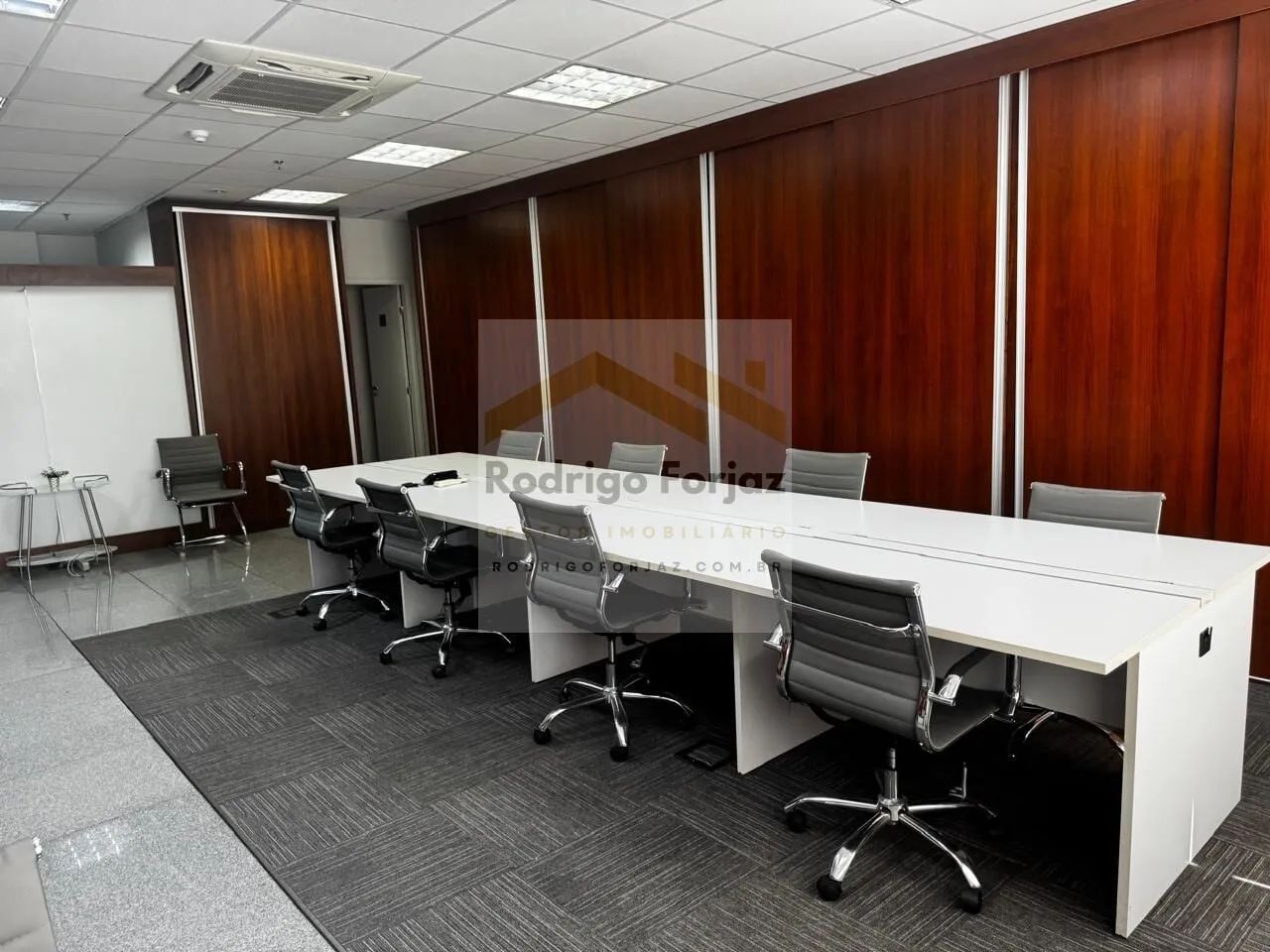 Edificio CEA 1 - Sala LOCAÇÃO, 100% MOBILIADA, 110 m² - ALPHAVILLE - ED. CEA 01 - PRÓX ROD
