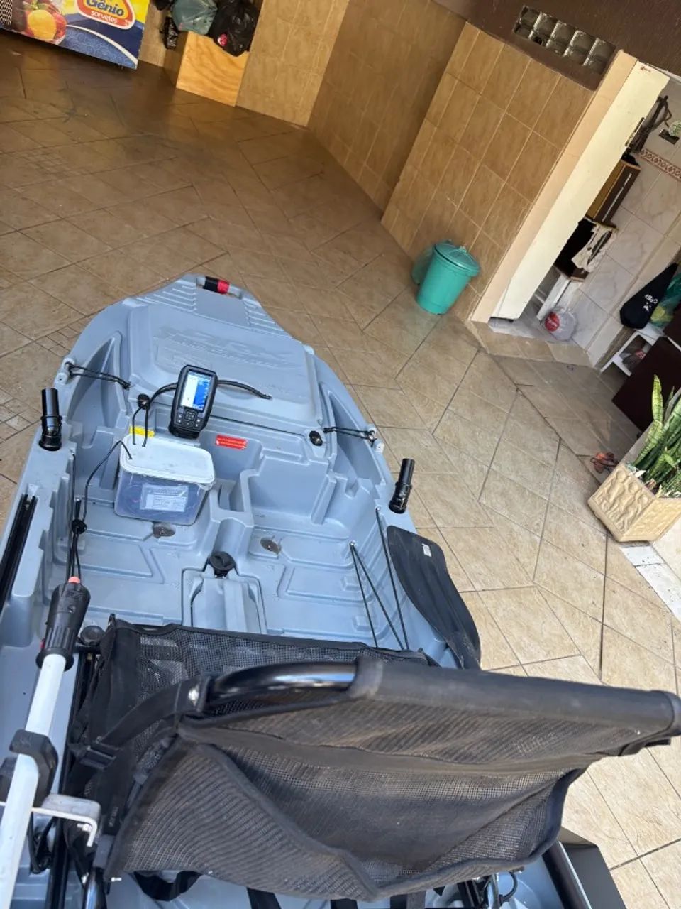Caiaque Ark 1290, Motor MERCURY 5HP e Carreta - Foto 8