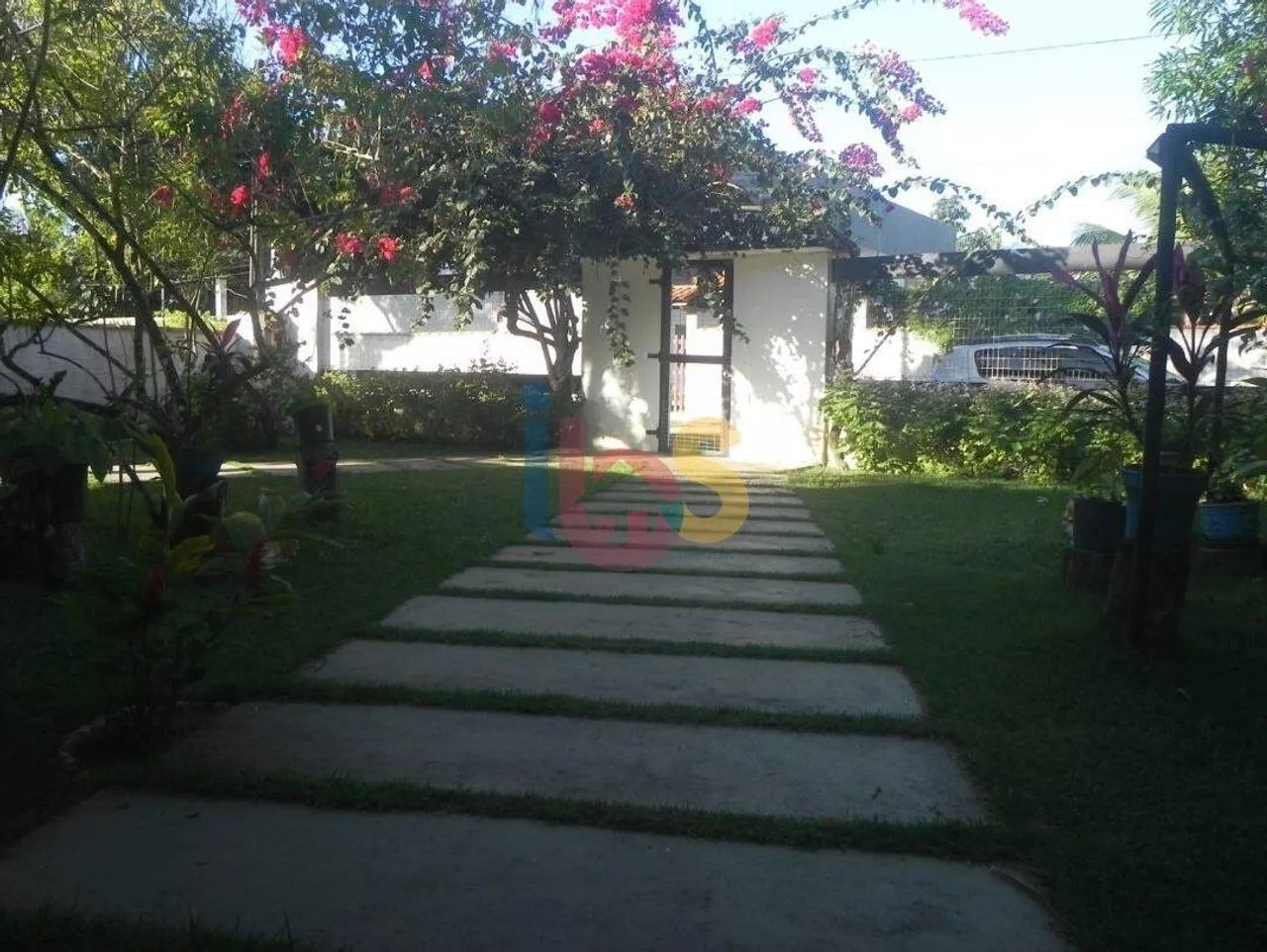 VENDO CASA DUPLEX MOBILIADA - Foto 4